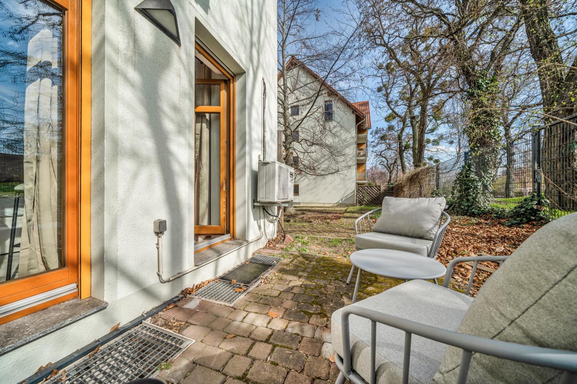 Lehastays - Apartments Buckau 16A I Kueche I Smart Tv Mit Netflix I Toller Innenhof Magdeburg Ngoại thất bức ảnh